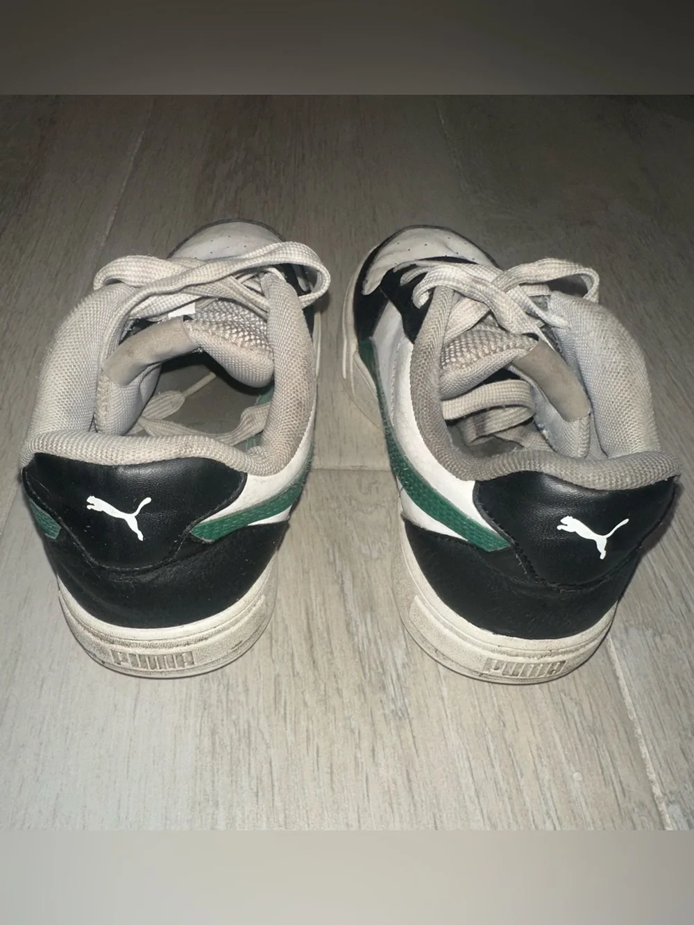 Puma unisex Kids' Black, White and green Low-Top Sneakers